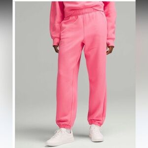 Lululemon Scuba Mid-Rise Oversized *short